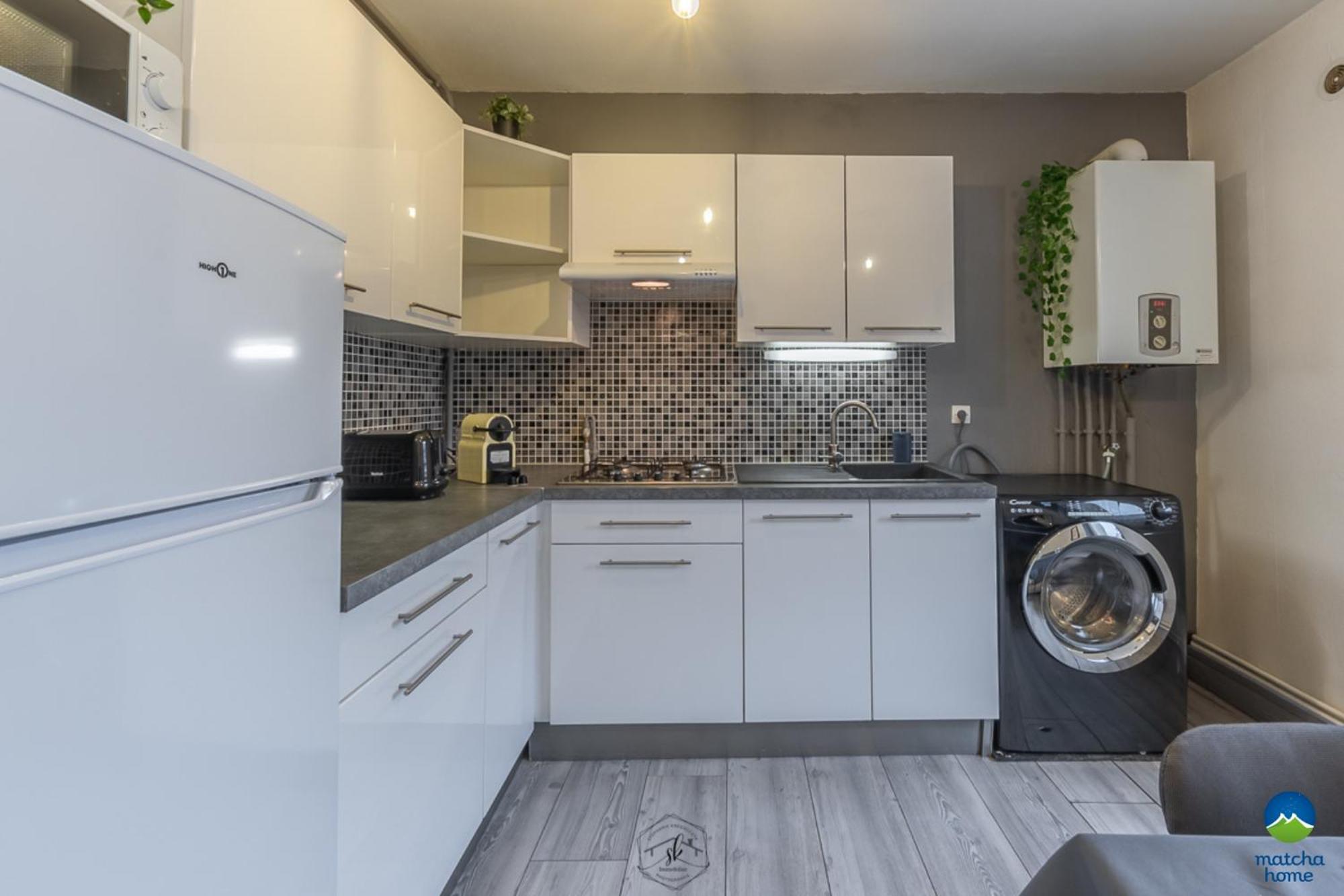 Studio & Appts - 1 A 4 Lits, 1 To 4 Beds - 1 A 7 Pers, 1 To 7 Pax - Confort, Flexibilite Hayange Exterior photo