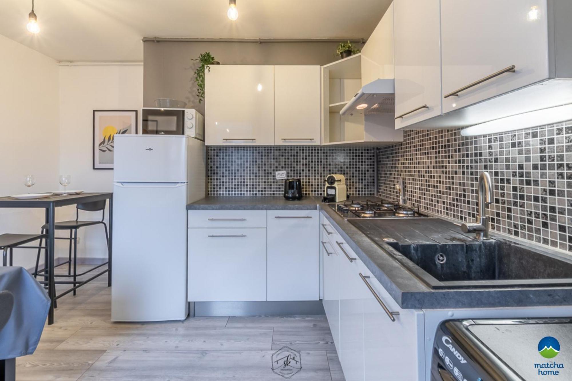 Studio & Appts - 1 A 4 Lits, 1 To 4 Beds - 1 A 7 Pers, 1 To 7 Pax - Confort, Flexibilite Hayange Exterior photo
